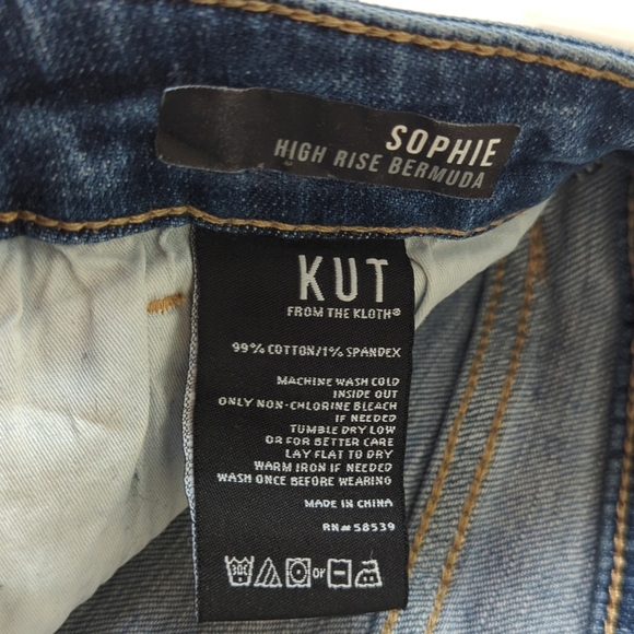 Kut from the Kloth Sophie Medium Wash High Rise Cut Off Denim Bermuda Shorts 12 - Picture 5 of 11